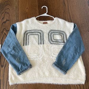 Pol sweater with denim sleeves